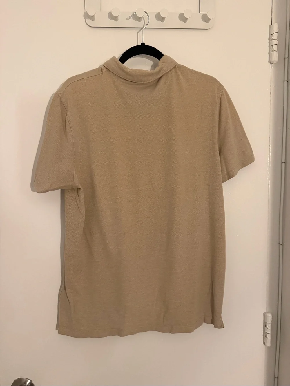 Banana Republic Men's Classic Polo Shirt with Pocket - Beige